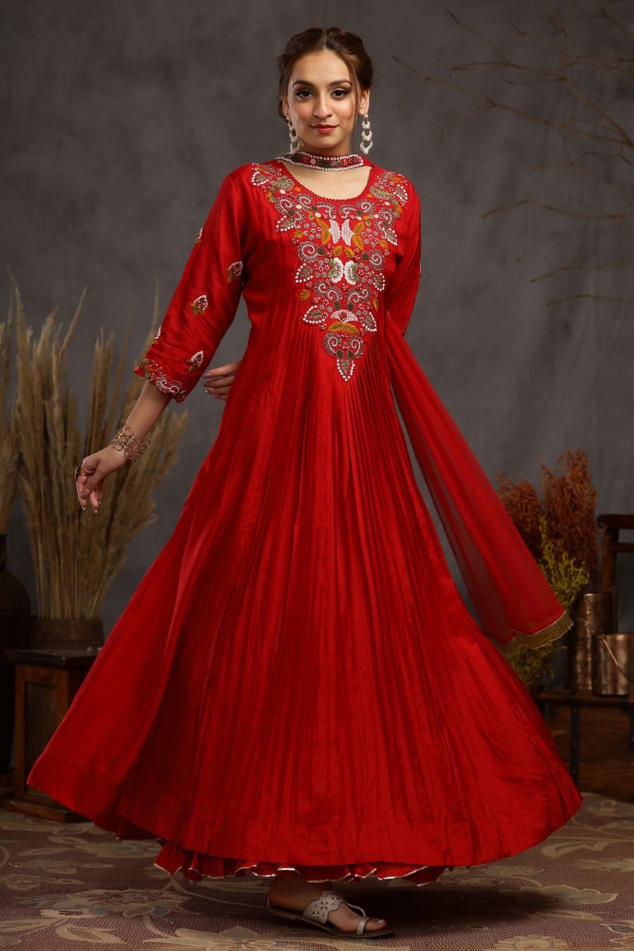 Patan Patola Gown With Bandhni Rani Red Silk Dupatta - Etsy